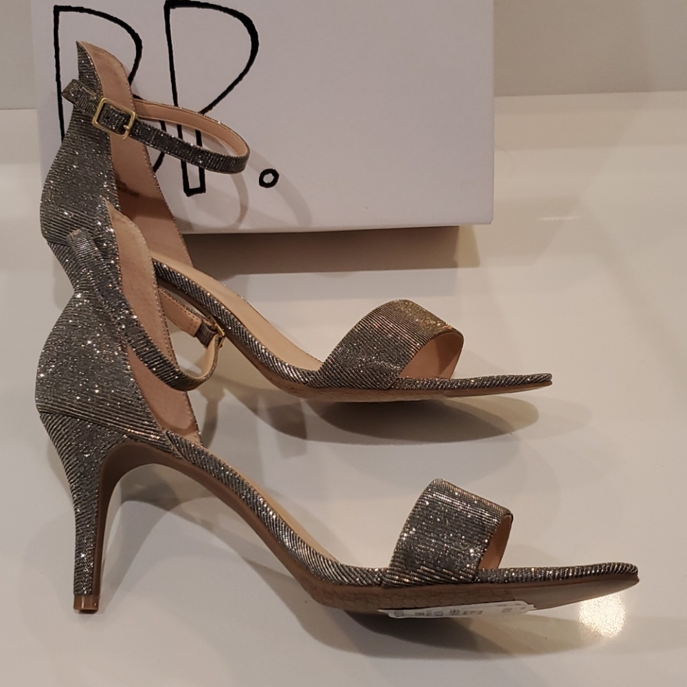 BP. Silver Luminate fabric pumps